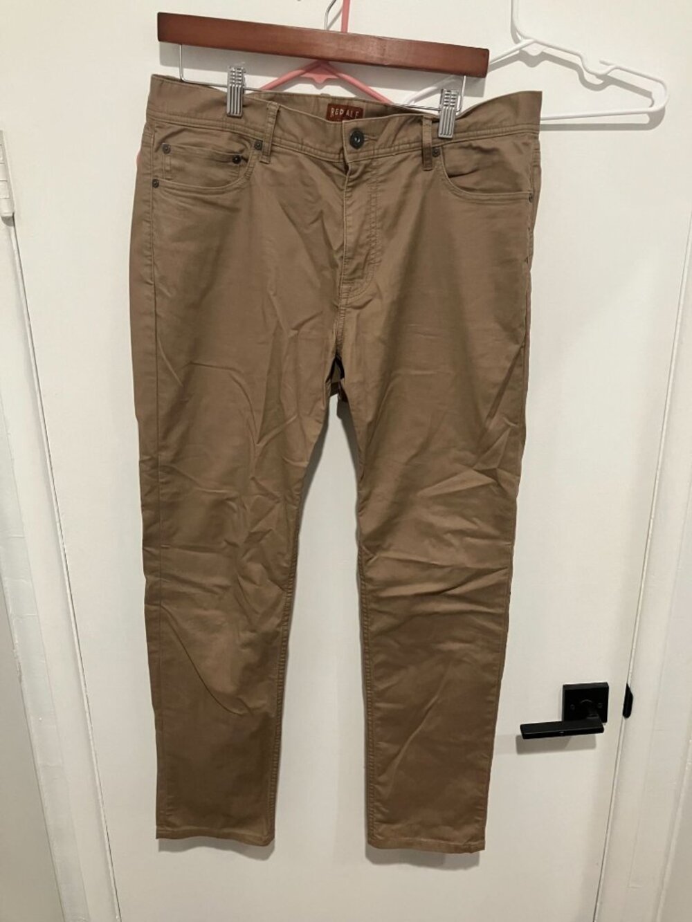Red Ale by Alesbury Men's Slim Fit Khaki Pants, Tan, Size 32x32